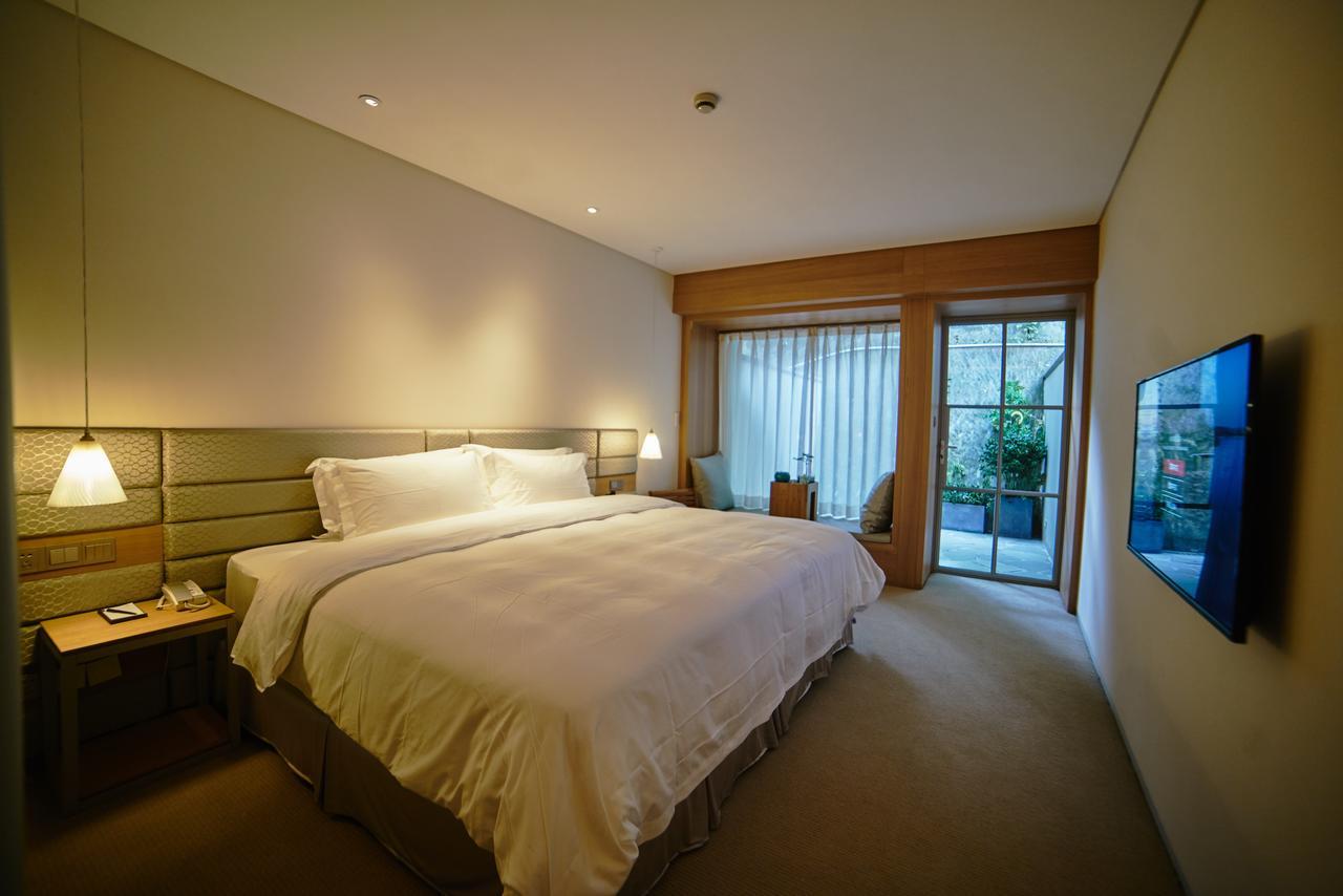 Ruyi Boutique Hotel At West Lake Hangzhou Exteriör bild